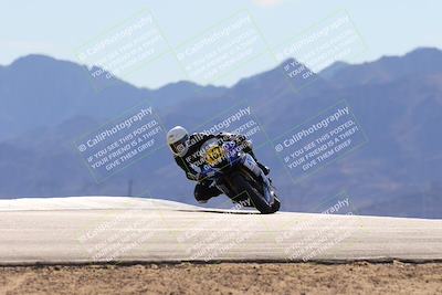 media/Dec-08-2024-CVMA (Sun) [[267e5a7075]]/Race 4-Amateur Supersport Middleweight/